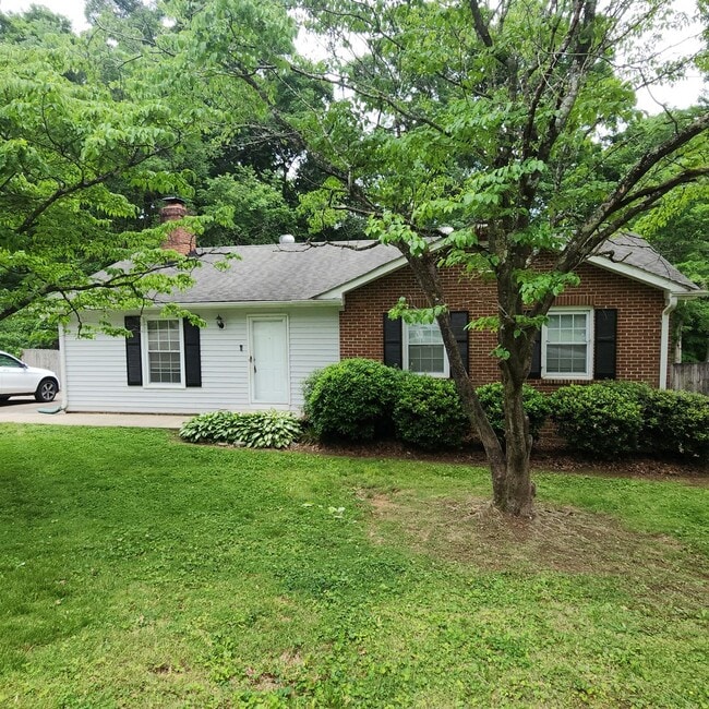 property at 1910 Halifax Ct