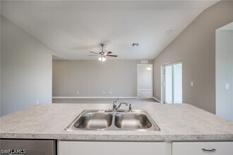 2910 61st St W in Lehigh Acres, FL - Building Photo - Building Photo