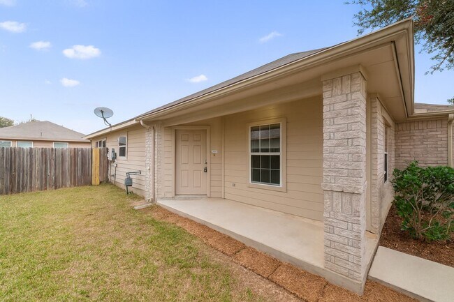 19031 Telford Way in Tomball, TX - Building Photo - Building Photo