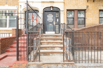 2173 Pacific Street in Brooklyn, NY - Foto de edificio - Building Photo