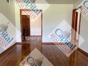 809 Holoway Dr in Midwest City, OK - Building Photo - Building Photo