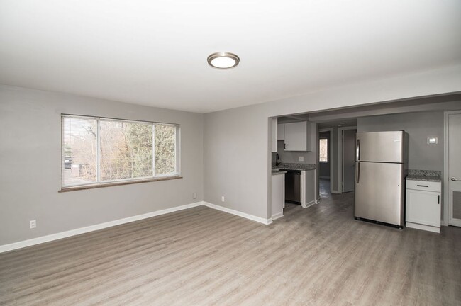 1200 Elberta Cir in Park Hills, KY - Foto de edificio - Building Photo
