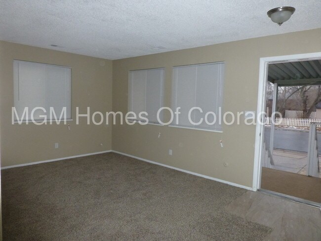 6205 E Ohio Ave in Denver, CO - Building Photo - Building Photo