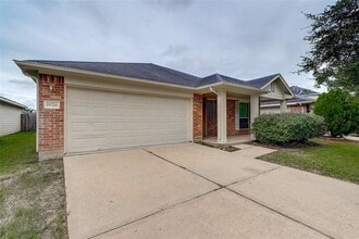 19726 Cozy Cabbin Dr in Katy, TX - Building Photo - Building Photo