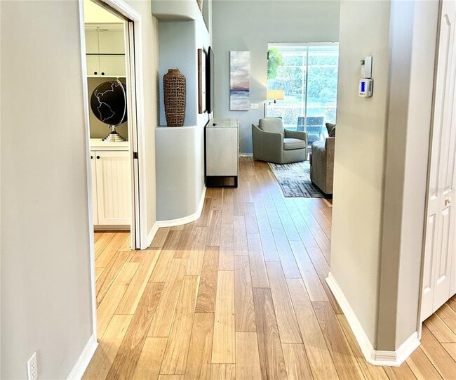 8918 Olde Hickory Ave in Sarasota, FL - Building Photo - Building Photo