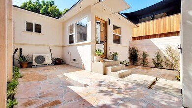 1827 Pearl St in Santa Monica, CA - Building Photo - Building Photo