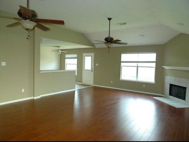 9718 Cottage St in Pearland, TX - Building Photo - Building Photo