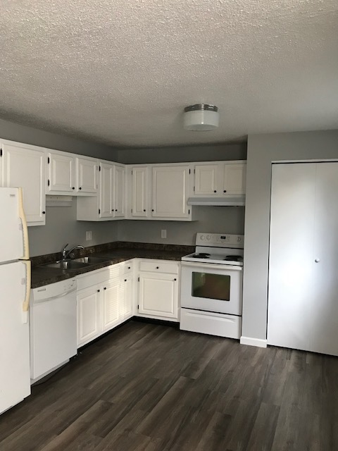 422 N 1st St, Unit 1 in West Branch, IA - Building Photo