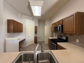 17825 Madden Dr in Pflugerville, TX - Building Photo - Building Photo