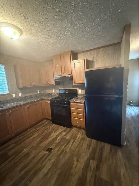 1800 E Jordan Rd in Mt. Pleasant, MI - Building Photo