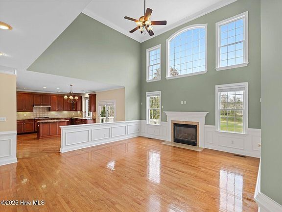 9220 Meadow Mist Ct in Raleigh, NC - Building Photo - Building Photo