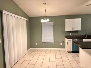 318 NW 8th Terrace in Cape Coral, FL - Building Photo - Building Photo