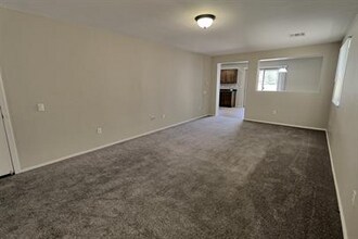 14329 S Camino Vallado in Sahuarita, AZ - Building Photo - Building Photo