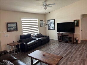 9003 Largo Cir in La Belle, FL - Building Photo - Building Photo