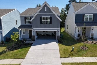 10158 Chatham Run Ln, Unit Master Suite in Charlotte, NC - Building Photo - Building Photo