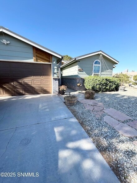 4981 Garnet St, Unit E-306 in Las Cruces, NM - Building Photo