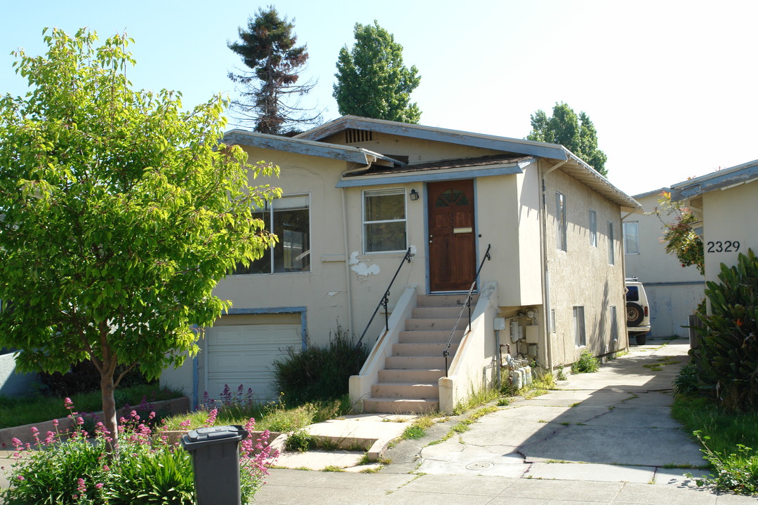 2327 Browning St in Berkeley, CA - Building Photo