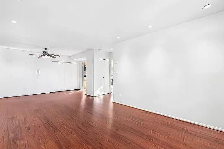 1874 Pelham Pkwy S in Bronx, NY - Building Photo