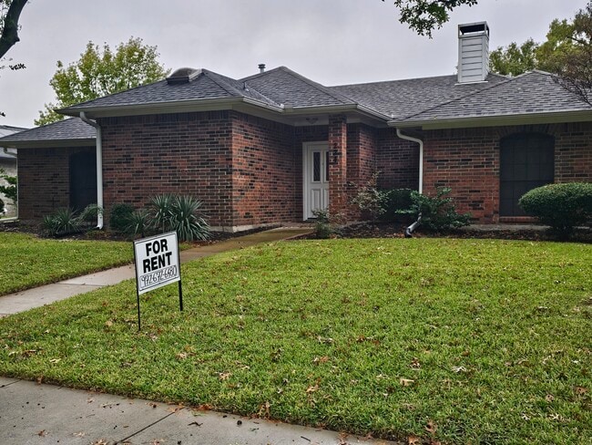 property at 224 Simmons Dr