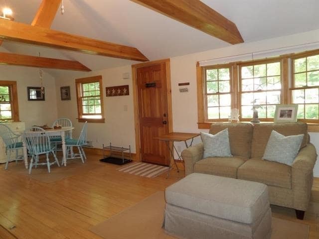110 Clark Rd in Rye, NH - Building Photo - Building Photo
