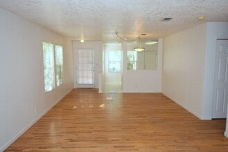 10726 Del Sol Park Dr NW in Albuquerque, NM - Building Photo - Building Photo