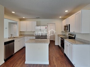 11023 Vollmer Ln in San Antonio, TX - Building Photo - Building Photo