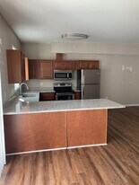 724 Ohio Pike, Unit 51