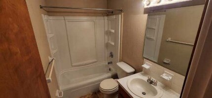 57 Willow Dr-Unit -1 in Youngstown, OH - Building Photo - Building Photo