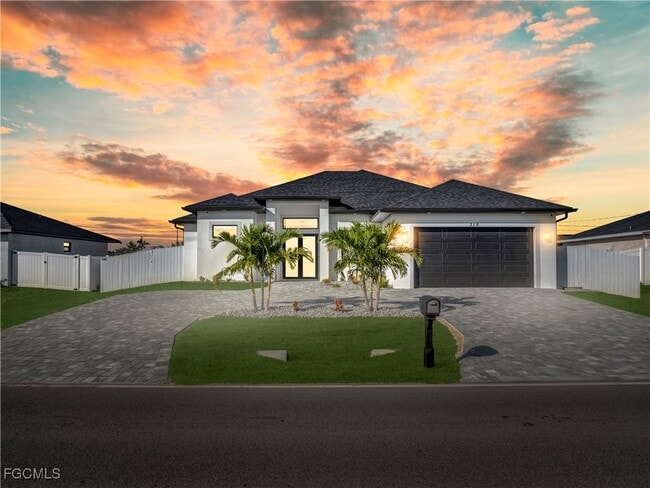 319 Tropicana Parkway W in Cape Coral, FL - Building Photo - Building Photo