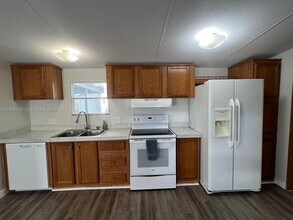 35303 SW 180th Ave in Homestead, FL - Building Photo - Building Photo