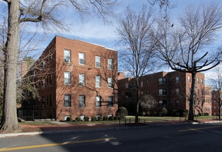 Rock Creek Gardens in Washington, DC - Foto de edificio - Building Photo