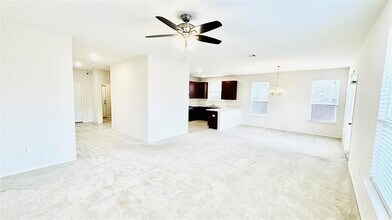 901 Sawbuck Dr in Pflugerville, TX - Foto de edificio - Building Photo