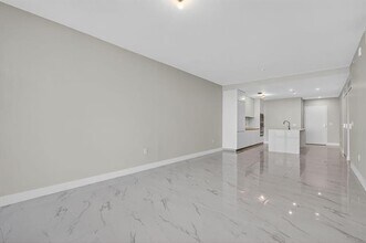 701 NE 23rd St in Miami, FL - Foto de edificio - Building Photo