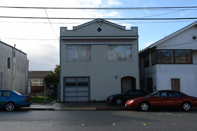 1047-1049 Grand Ave in South San Francisco, CA - Foto de edificio - Building Photo