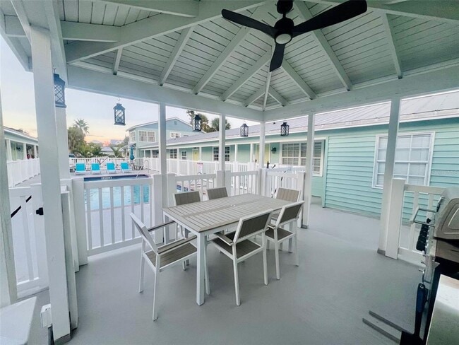 148 Cleveland Dr in Sarasota, FL - Building Photo - Building Photo