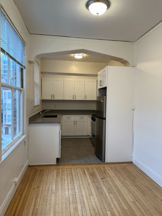 1855 Washington St-Unit -302 in San Francisco, CA - Building Photo