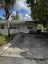 5221 NW 15th Ct in Lauderhill, FL - Building Photo