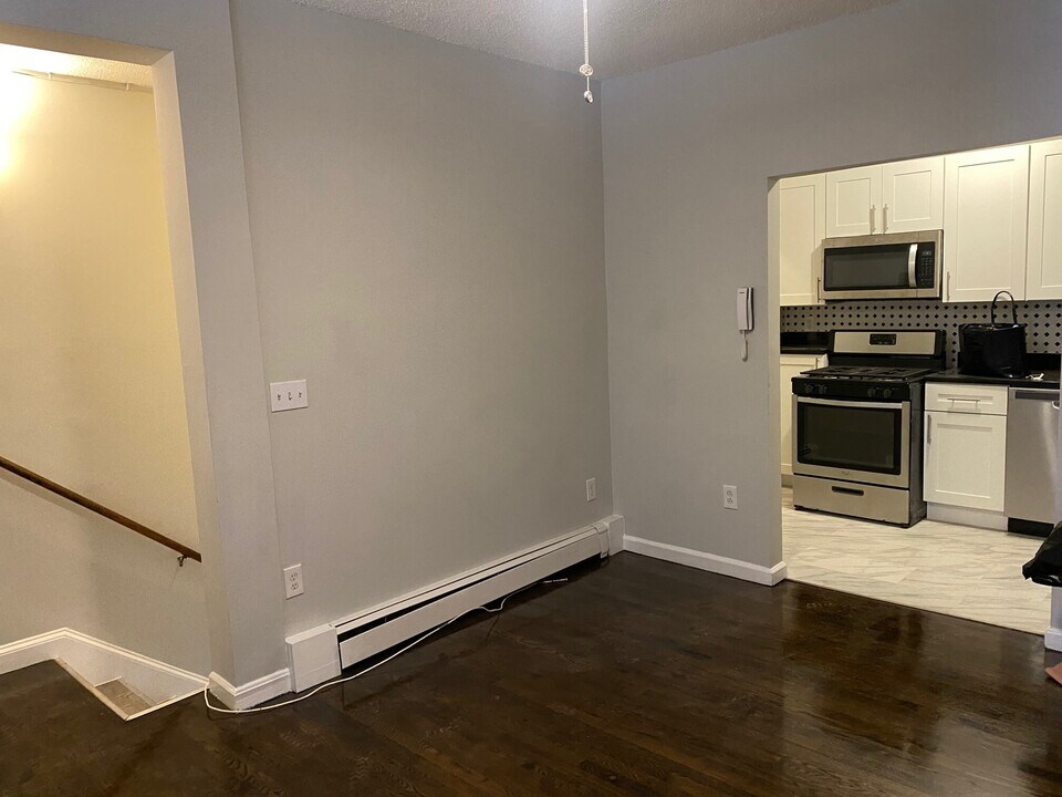 618 Columbus Ave, Unit 1 in Boston, MA - Foto de edificio