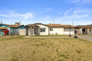 3428 W Willetta St in Phoenix, AZ - Building Photo