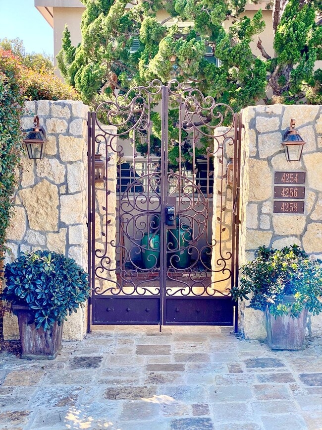 4256 Noyes St, Unit 4256 in San Diego, CA - Foto de edificio - Building Photo