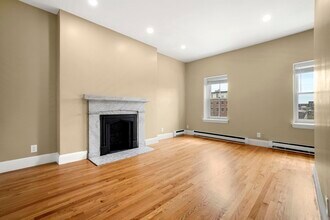 42 West Newton St, Unit 4-21 in Boston, MA - Building Photo - Building Photo