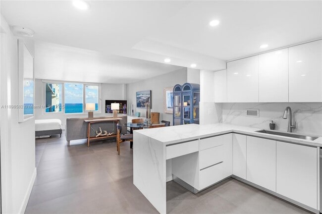 property at 2301 Collins Ave