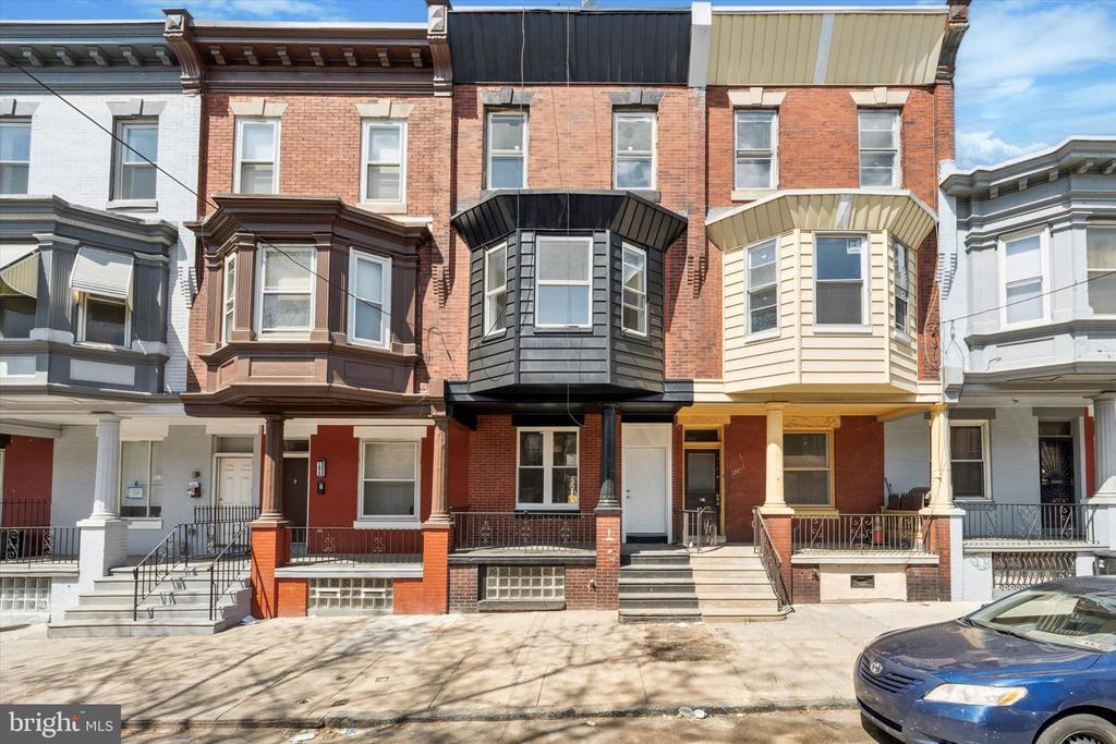 1824 N 28th St in Philadelphia, PA - Building Photo