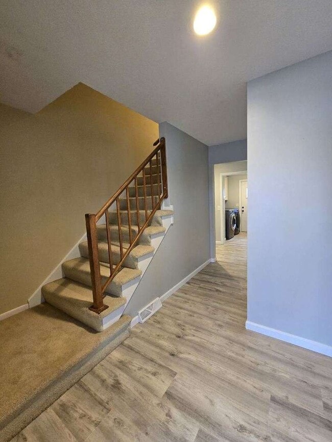 5109 Coachman Rd in Bettendorf, IA - Building Photo - Building Photo