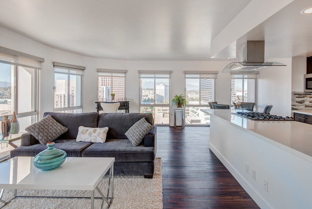 Skye at Bunker Hill Apartments in Los Angeles, CA