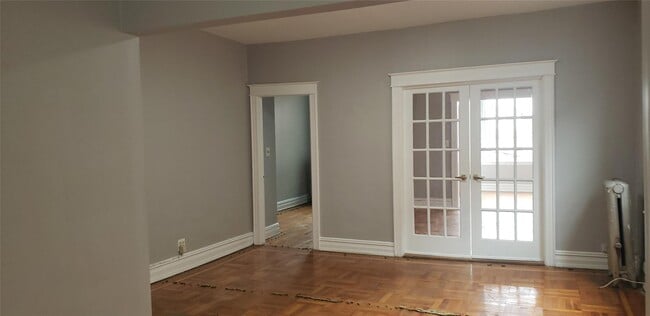 property at 1514 Plymouth Ave