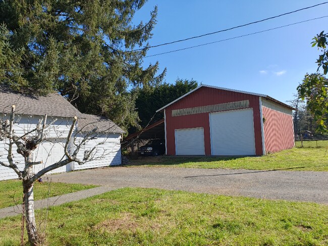 1300 Morehead Rd in Crescent City, CA - Building Photo - Building Photo