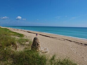 10102 S Ocean Dr, Unit 703 in Jensen Beach, FL - Building Photo - Building Photo
