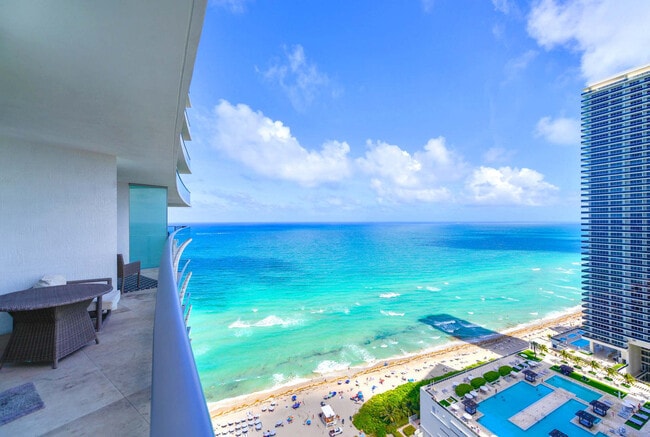 4111 S Ocean Dr