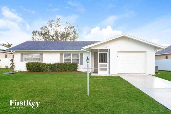 property at 638 NE Larkspur Ln